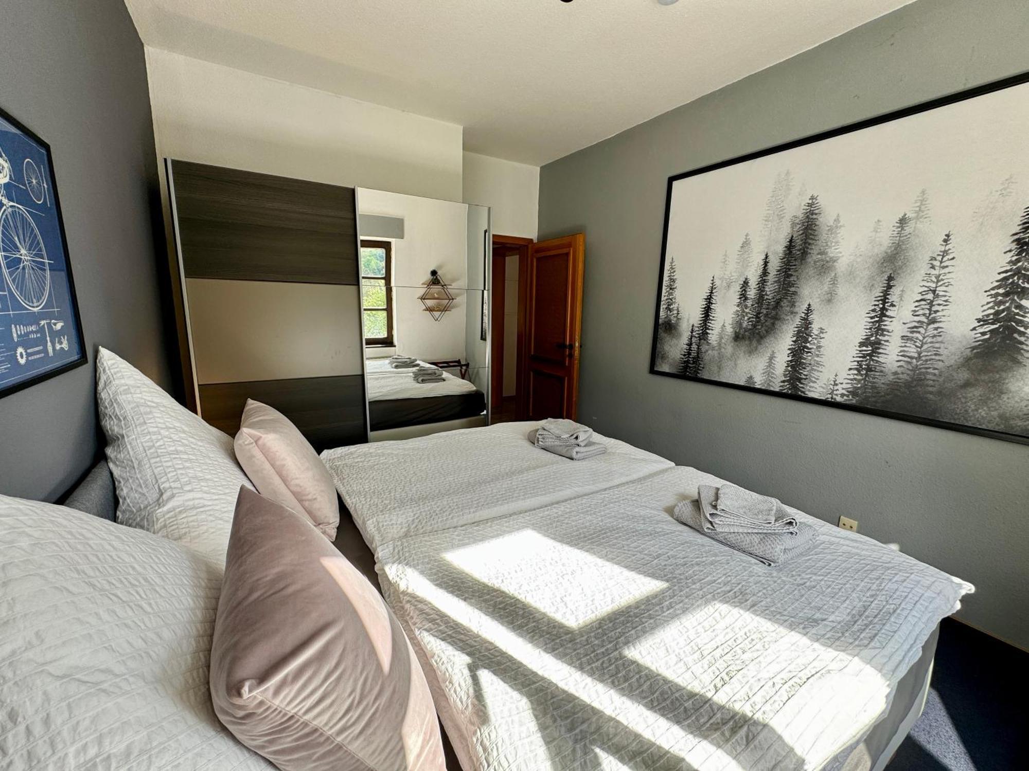 Ferienhaus Am Moselradweg Целль-ан-дер-Мозель Екстер'єр фото