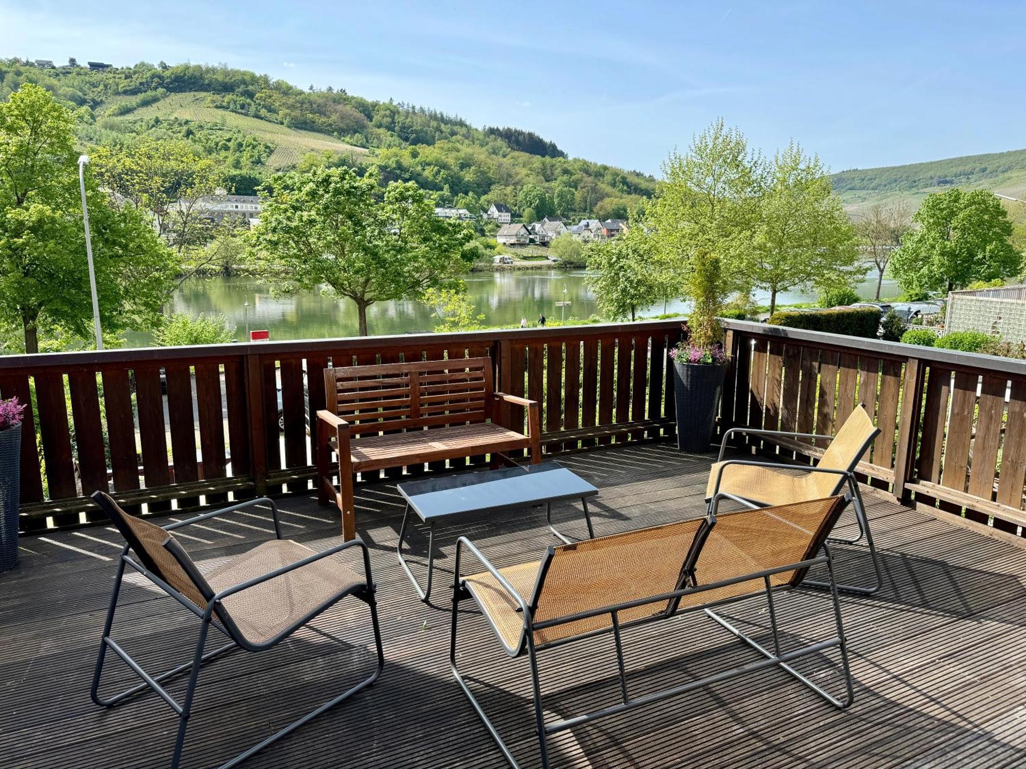 Ferienhaus Am Moselradweg Целль-ан-дер-Мозель Екстер'єр фото